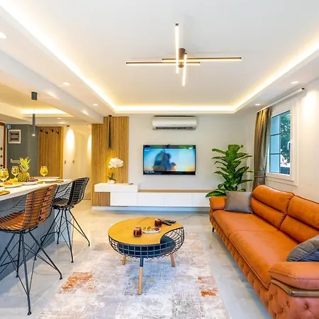 Lägenhet Merkezde Jakuzili Lueks - Ocekhomes Meva *