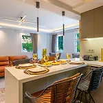 Merkezde Jakuzili Lueks - Ocekhomes Meva Appartement