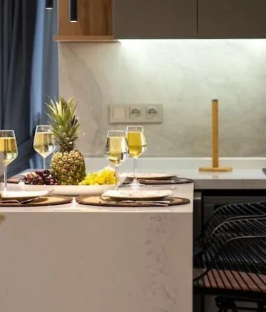 Merkezde Jakuzili Lueks - Ocekhomes Meva 아파트 페티예