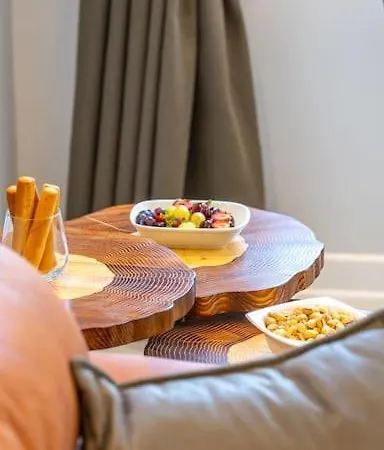 Merkezde Jakuzili Lueks - Ocekhomes Meva Apartment