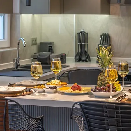 شقة Merkezde Jakuzili Lueks - Ocekhomes Meva فتحية