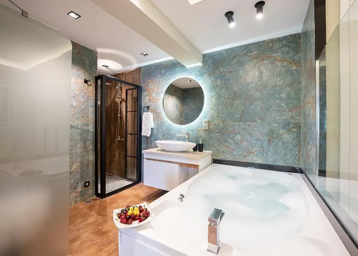 Apartmán Merkezde Jakuzili Lueks - Ocekhomes Meva Fethiye