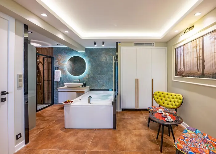 Merkezde Jakuzili Lueks - Ocekhomes Meva * Fethiye