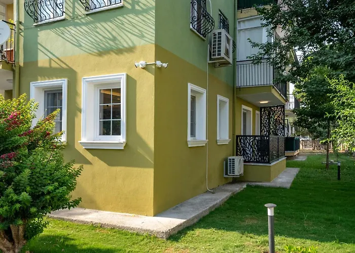 Merkezde Jakuzili Lueks - Ocekhomes Meva Fethiye