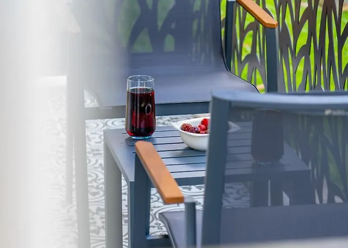 Merkezde Jakuzili Lueks - Ocekhomes Meva * Fethiye